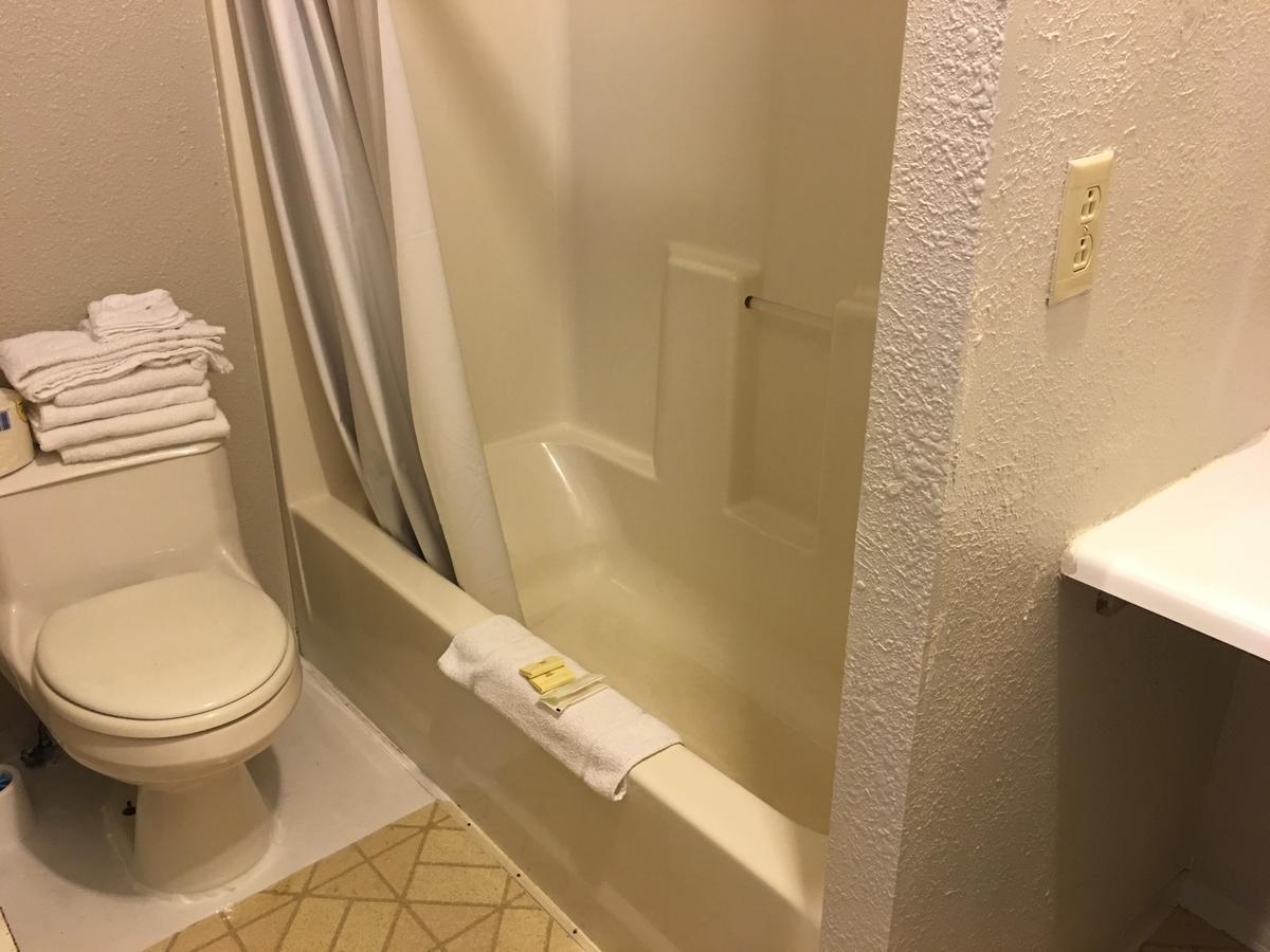 بورت انجيليس Angeles Motel المظهر الخارجي الصورة